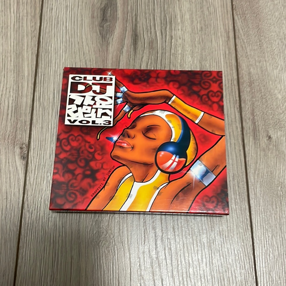 Used K-pop cds